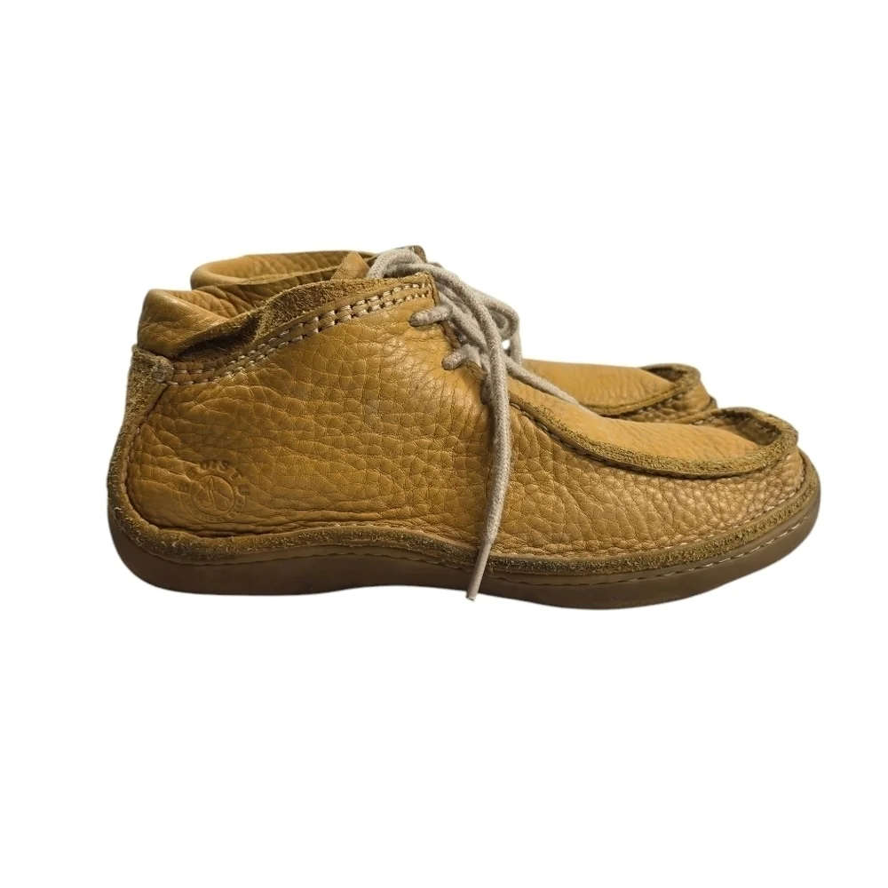 Bed Stu tan yellow pebbled leather moccasin chukka ankle boots